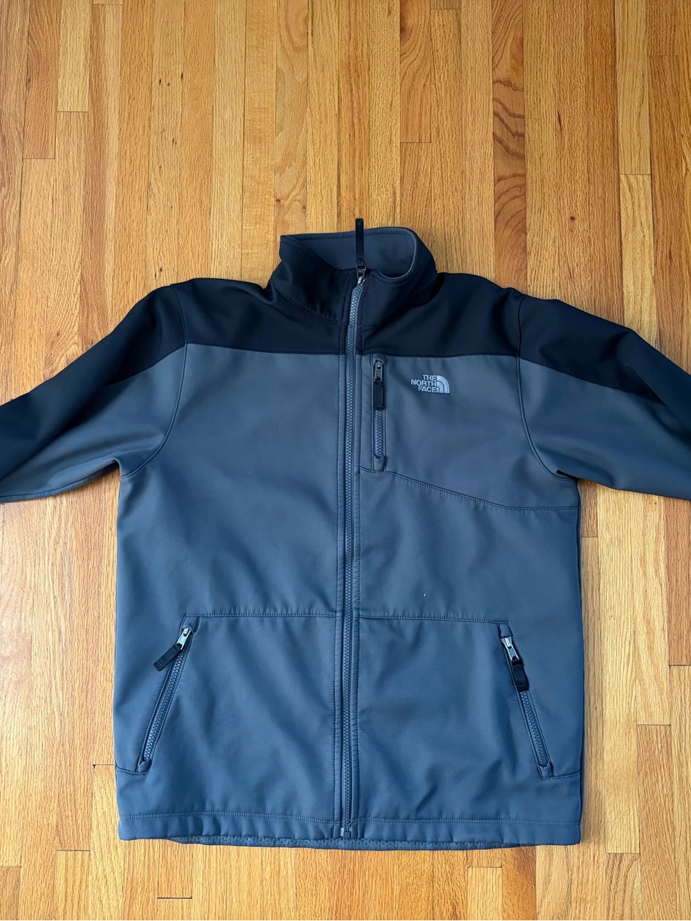 The North Face Boys Two-Tone Gray and Black Softshell Jacket